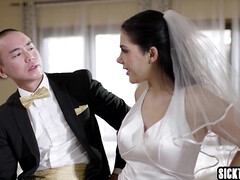 Anal, Cul, Gros cul, Grosse bite, Mariée, Brunette brune, Queue, Nénés