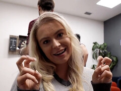 Blonde, Sucer une bite, Dortoir, Étudiant, Nénés