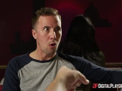 Americano, Tetas grandes, Morena, Engañando, Pies, Fetiche, Coño, Cabello corto