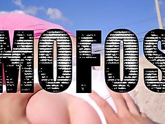 お尻, デカチン, フェラチオ, 手コキする, Hd, ラティーナ, 小柄, オッパイの