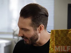 Большая жопа, Большие сиськи, Минет, Семяизвержение, Огромные размеры, Милф, Мачеха, Сиськи