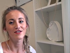 Süss, Erotischer film, Strümpfe