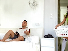 Grosser arsch, Handjob, Lecken, Pornostars, Pov, Muschi, Rasiert, Ablutschen