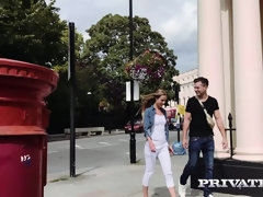 Alexis Crystal, a nude model who tests her painters skills