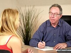 Grandpère, Branlette thaïlandaise, Hd, Léchez, Petite femme, Avaler, Adolescente, Nénés