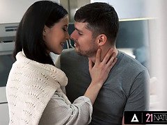 Pijpbeurt, Bruinharig, Diep in de keel, Lul, Hondjeshouding, Erotisch, Natuurlijke tieten, Tieten likken