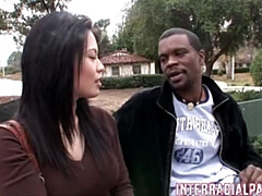 アジア人, デカパイ, 黒人, 異人種間, 淫乱熟女, 自然山雀, 馬乗り, 剃毛