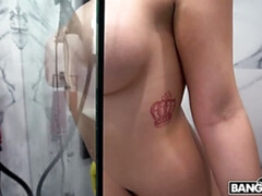 Gros cul, Gros seins, Plantureuse, Tir de sperme, Gode, Hard, Fille latino, Chevaucher