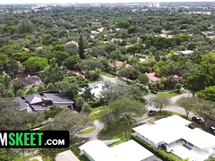 Americano, Niñera, Verga grande, Tetas grandes, Interracial, Dinero, Monstruo, Pequeña