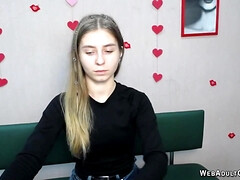 Blond, Hd, Huisgemaakt, Slipje, Alleen, String, Tieten likken, Webcamera