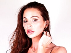 Жопа, Большие сиськи, Минет, Брюнетки, Поцелуи, Милф, Стриптизерша