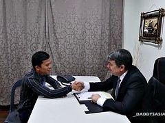 Asiático, Lamer culo, Verga grande, Pareja, Gay, Interracial, Besar, Oficina