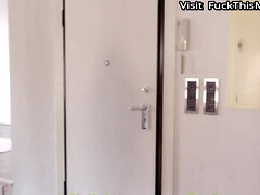 Enthousiasteling, Anaal, Grote lul, Handbeurt, Moeder die ik wil neuken, Moeder, Natuurlijke tieten, Verpleegster