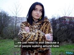 Noire, En levrette, Européenne, Piercing, Pov, Tatouage, String, Nénés