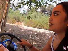 Asiatisch, Grosse titten, Blasen, Braunhaarige, Kehlenfick, Pov, Rau, Rasiert