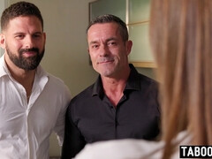 Anal, Grosse bite, Brunette brune, Double pénétration, Hard, Mère que j'aimerais baiser, Petite femme, Maigrichonne