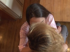 デカパイ, 大学生, レズビアン, 自然山雀, 小柄