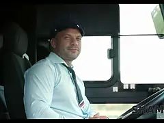 Pijpbeurt, Autobus, Oudere vrouw, Hd, Rijpe lesbienne, Moeder die ik wil neuken, Naakt, Trio