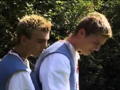 Pijpbeurt, Homo, Buiten