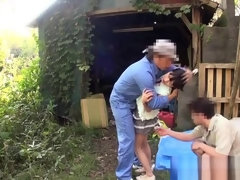 Asiatisch, Blasen, Schwanz, Aufs gesicht abspritzen, Fingern, Hardcore, Japanische massage, Titten