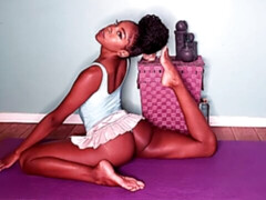 Morena, Ébano, Interracial, Besar, Lesbiana, Lencería, Masturbación, Adolescente