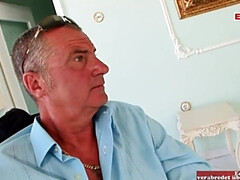 Американки, Анальный секс, Жопа, Брюнетки, Двойное проникновение, Натуральные сиськи, Тощие, Сиськи