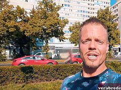 Duits, Latijnse vrouw, Buiten, Openbaar, Tatoeage