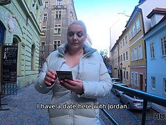 Gros seins, Blonde, Sucer une bite, Plantureuse, Femme couguar, Mère que j'aimerais baiser, Pov, Nénés
