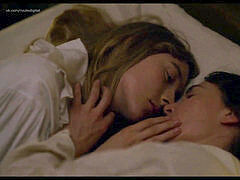 Большая жопа, Британки, Знаменитости, Лесбиянка, Оргазм