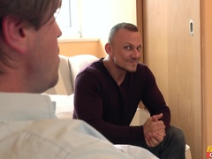 Arsch, Gehörnter ehemann, Hundestellung, Küche, Pov, Muschi, Titten, Spanner