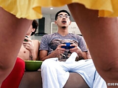 Culo grande, Verga grande, Tetas grandes, Rubia, Mamada, Estilo perrito, Cocina, Madres para coger