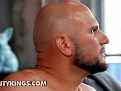 Grosser schwanz, Spermaladung, Hd, Latina, Realität, Schreiend, Rasiert, Tätowierung