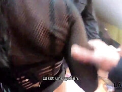 18 años, Perra, Morena, Atrapados, Checa, Policía, Sexo fuerte, Puta