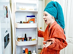 Anal, Gros cul, Grosse bite, Sucer une bite, En levrette, Seins naturels, Rousse roux, Adolescente