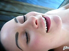 Morena, Penetracion con dedos, Besar, Lamidas, Coño, Afeitado, Adolescente, Tetas