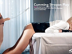 Straplez - lesbian strapless action