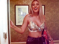 18 años, Amateur, Mamada, Estilo perrito, Corridas faciales, Pajear, Sexo duro, Hd