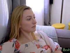 Sucer une bite, Tir de sperme, Hd, Criant, Rasée, Maigrichonne, Adolescente, Nénés