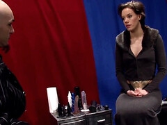 Красотки, Брюнетки, Фистинг, Перчатки, Секс без цензуры, Латекс, Милф, Игрушки