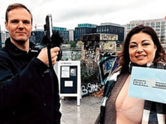 Grosse bite, Gros seins, Sucer une bite, Brunette brune, Rondelette, En levrette, Fille latino, Pov