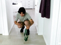 Grosser schwanz, Blasen, Braunhaarige, Vollbusig, Spermaladung, Hardcore, Milf, Tittenfick