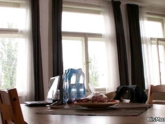 Amateur, Morena, Checa, Penetracion con dedos, Hd, Maduro, Madres para coger, Realidad