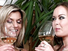 Doigter, Lesbienne, Léchez, Lingerie, Mère que j'aimerais baiser, Chatte, Rasée, Dénudage