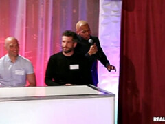 Sucer une bite, Tir de sperme, Talons, Léchez, Huilée, Petite femme, Réalité, Nénés