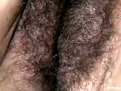 Grote mammen, Bruinharig, Vrouw, Harig, Hd, Ondergoed, Moeder die ik wil neuken, Alleen