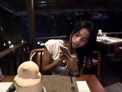 18 jahre, Leie, Asiatisch, Blasen, Hardcore, Hd, Interrassisch, Titten