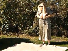 Checa, Al aire libre