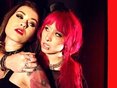 Gros cul, Gros seins, Embrassement, Lesbienne, Lingerie, Masturbation, Chatte, Nénés