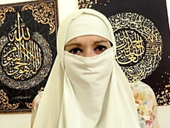 Amateur, Gros cul, Grosse bite, Sucer une bite, En levrette, Seins naturels, Adolescente, Nénés