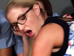 Cfnm, Aufs gesicht abspritzen, Faustfick, Hardcore, Reif, Pov, Öffentlich, Jungendliche (18+)